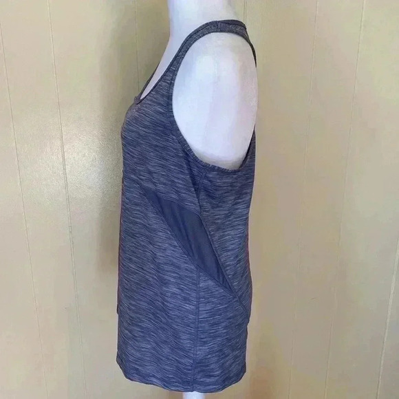 Reebok Heathered Blue, Size Medium Workout Tank Top for Women. - Picture 3 of 11